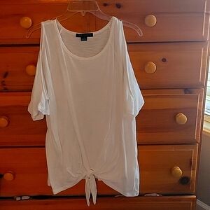 Cold shoulder tie top